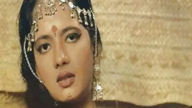 हॉट ब्लोंड ब्लू सेक्सी फुल मूवी एचडी rubs क्लिट पर कॅम