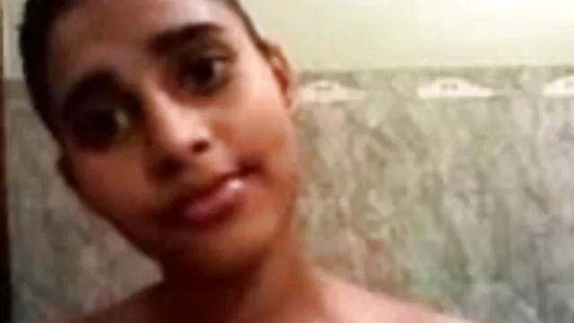 कार ब्लू सेक्सी फुल मूवी एचडी में भयानक blowjob और उसके मुंह में cums