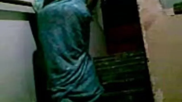 एक गर्म सेक्सी फिल्म फुल सेक्सी त्रिगुट के लिए एक स्वादिष्ट युगल। जे। एंड जी।