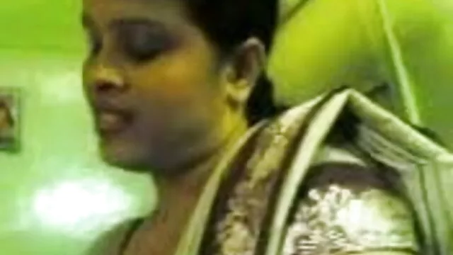 आबनूस फुल मूवी सेक्सी वीडियो में डीपी के साथ 2 fucks