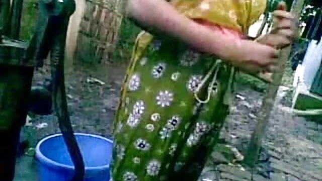 एलिसिन फुल सेक्सी वीडियो फिल्म स्टर्लिंग और टॉम बायरन