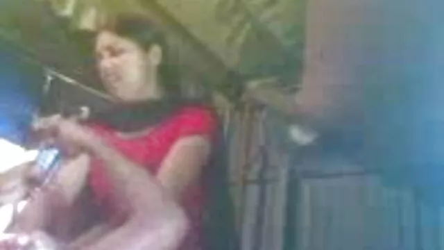 कैम 4 पर फूहड़ श्यामला नृत्य बीएफ सेक्सी मूवी फुल एचडी में और स्तन