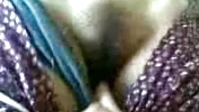 लॉरेन हिंदी सेक्सी फुल मूवी एचडी में स्टार स्क्रम्पू बोतल और बड़े डिल्डो