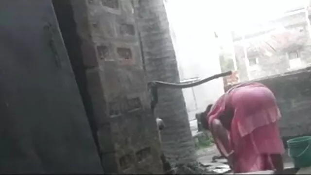 उसके युवा शरीर सेक्सी फिल्म फुल एचडी वीडियो पर सींग