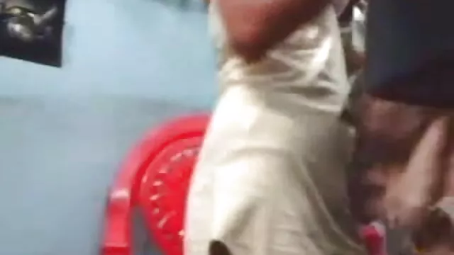 ब्यूटीफुल श्यामला चमड़े के सेक्सी मूवी बीएफ फुल एचडी जूते के साथ यौन संबंध रखने वाले