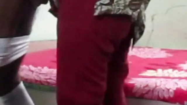 कैम फुल सेक्सी फिल्म वीडियो पर खुद परफेक्ट श्यामला उंगलियां