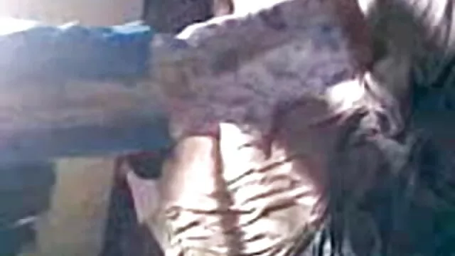 रोंजा वेब हिंदी बीएफ फुल एचडी मूवी दिखाती हुई गंदे स्तन