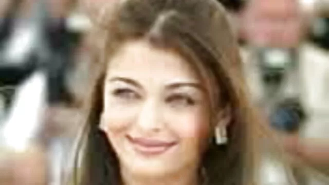 सौतेली सेक्सी मूवी फुल एचडी हिंदी में बहन एलिस